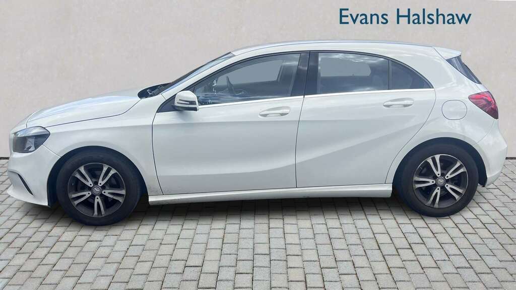 Mercedes-Benz A Class 1.5 A180d Amg Line Premium Hatchback White #3