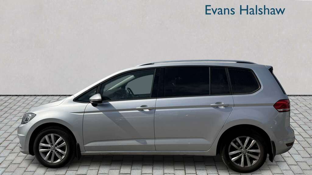 Volkswagen Touran 2.0 Tdi Se Family 2018 Silver #4