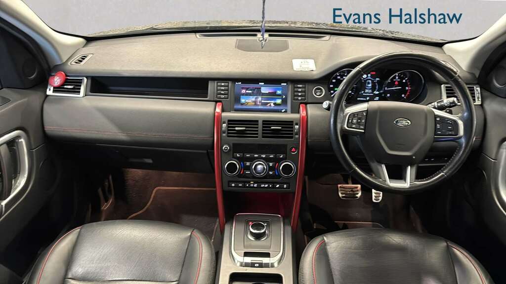 Land Rover Discovery Sport 2.0 Td4 180 Hse Luxury 2019 Black #6