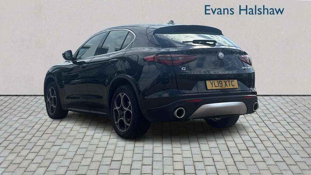 Alfa Romeo Stelvio 2.2 D 210 Super 2019 Black #2
