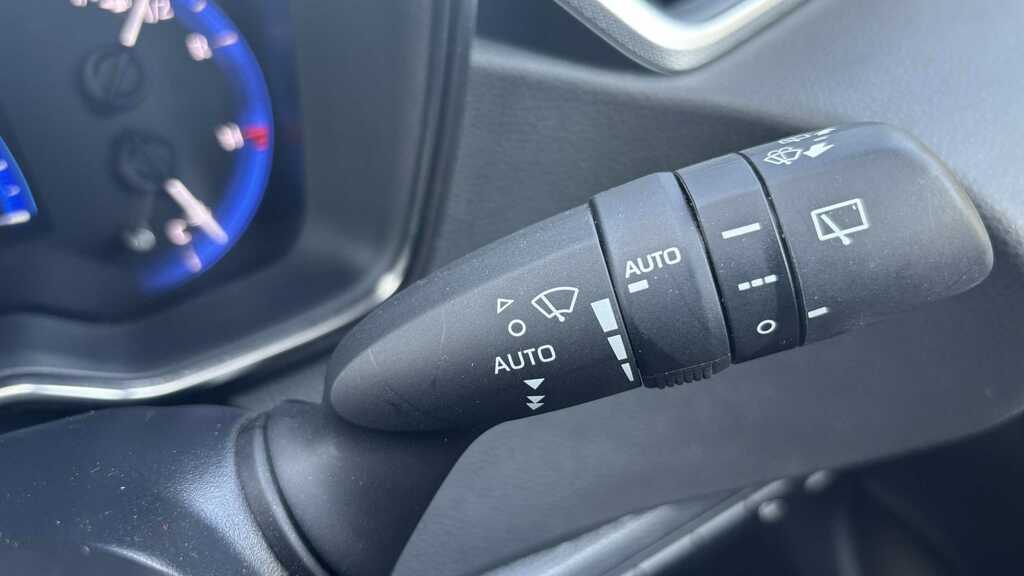 Toyota Corolla 1.8 Vvt-i Hybrid Design Touchscreen Navigation, He White #16