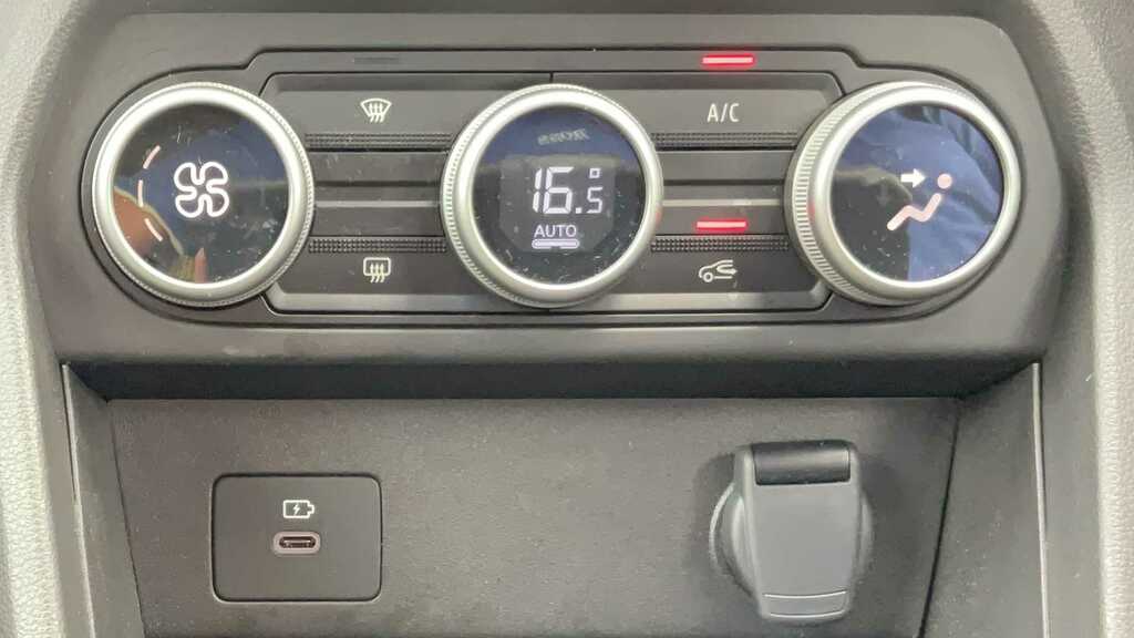 Dacia Jogger 1.6 Hybrid Extreme Mpv Hybrid S Grey #17