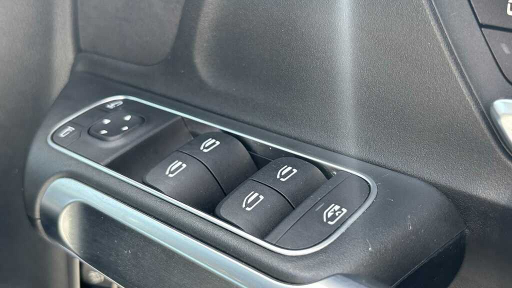Mercedes-Benz GLB Class Glb 220D 4Matic Amg Line Premium 8G-tronic Grey #14