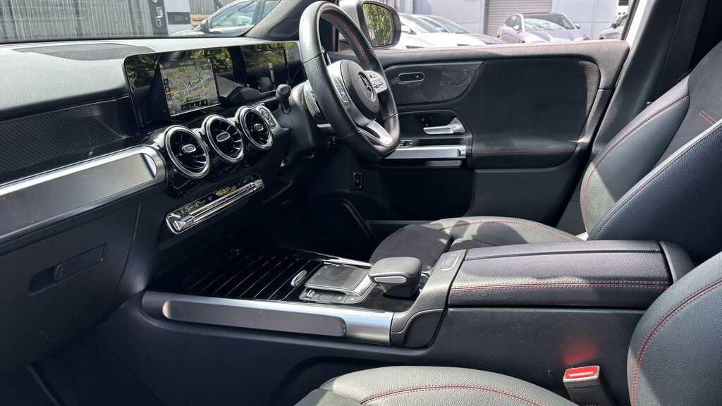 Mercedes-Benz GLB Class Glb 220D 4Matic Amg Line Premium 8G-tronic Grey #9