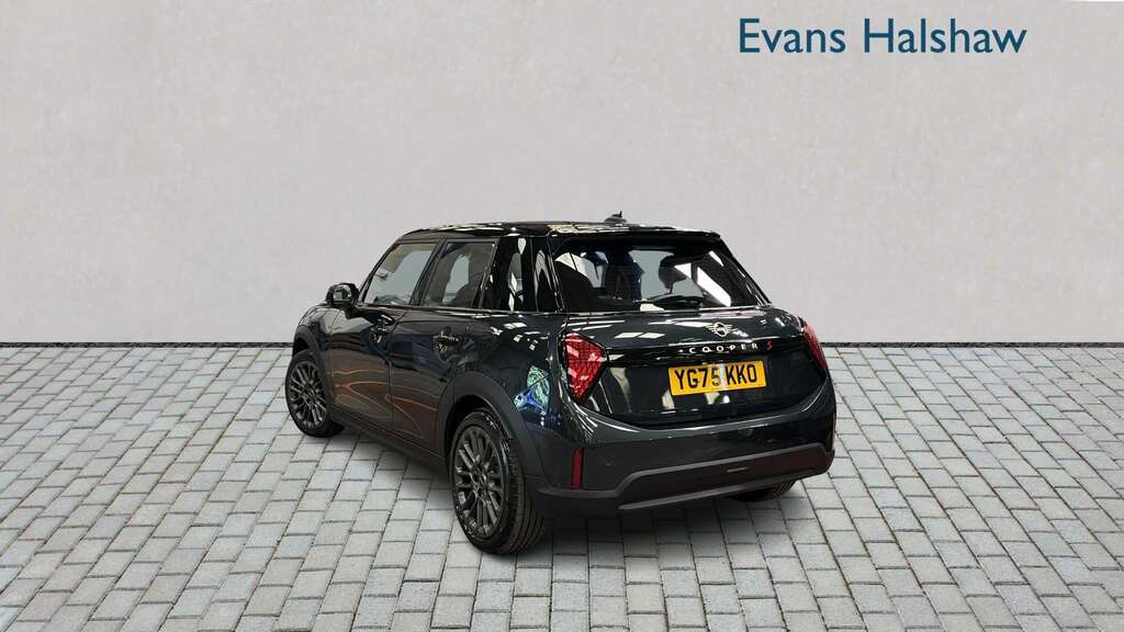 Mini Hatch 2.0 S Exclusive 2025 YG75KKO Grey #2