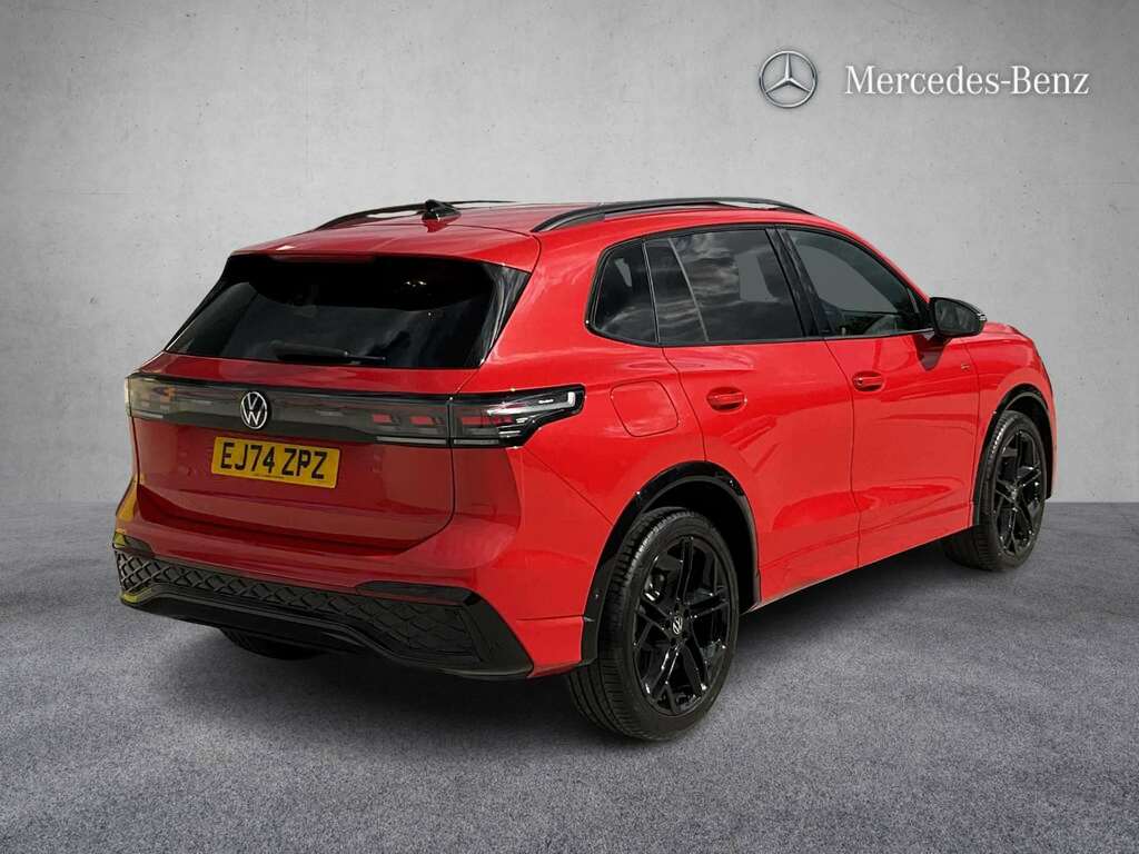 Volkswagen Tiguan 1.5 Etsi 150 R-line Dsg 2024 Red #4