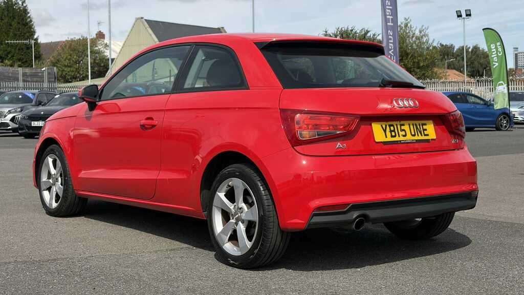 Audi A1 1.0 Tfsi Sport 2015 YB15UNE Red #6