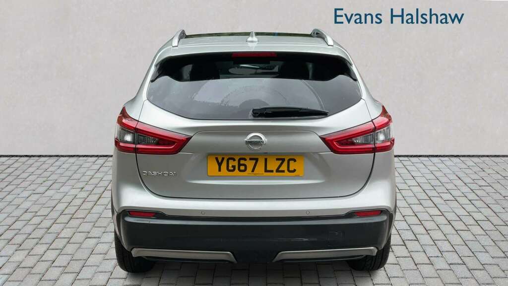 Nissan Qashqai 1.5 Dci N-connecta 2017 Silver #5