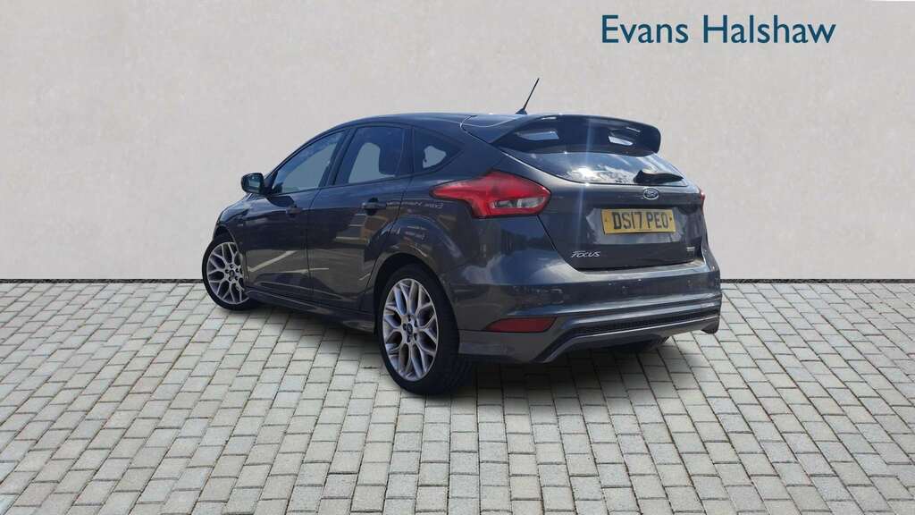 Ford Focus 1.0 Ecoboost 125 St-line Navigation 2017 DS17PEO Grey #2