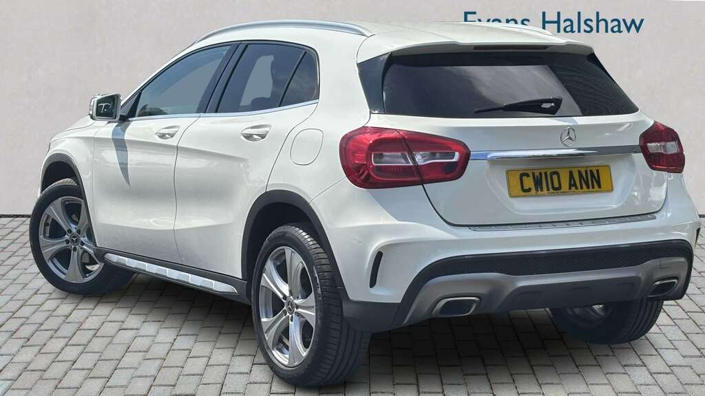 Mercedes-Benz GLA Class D 2.1 Amg Line 7G-dct 4Matic Euro 6 Ss Black #2