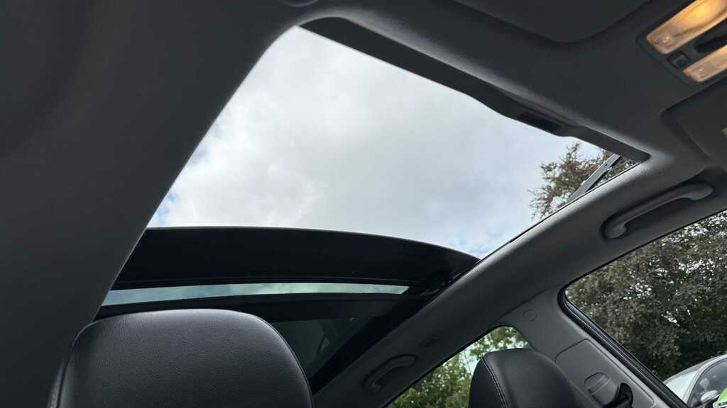 Kia Venga 1.6 3 Mpv - Only 34000 Miles Blue #21