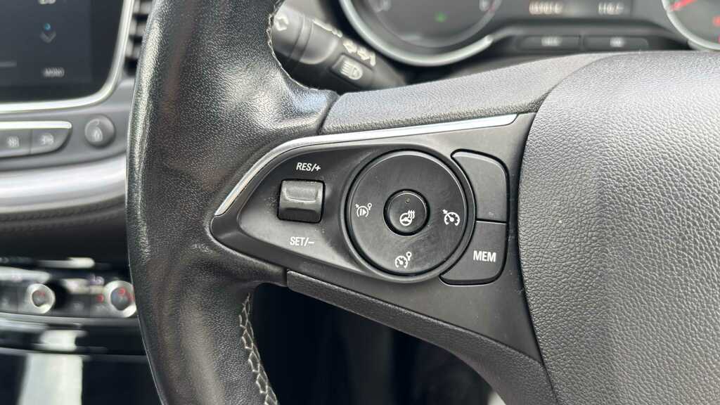 Vauxhall Grandland X Sri Nav Red #13