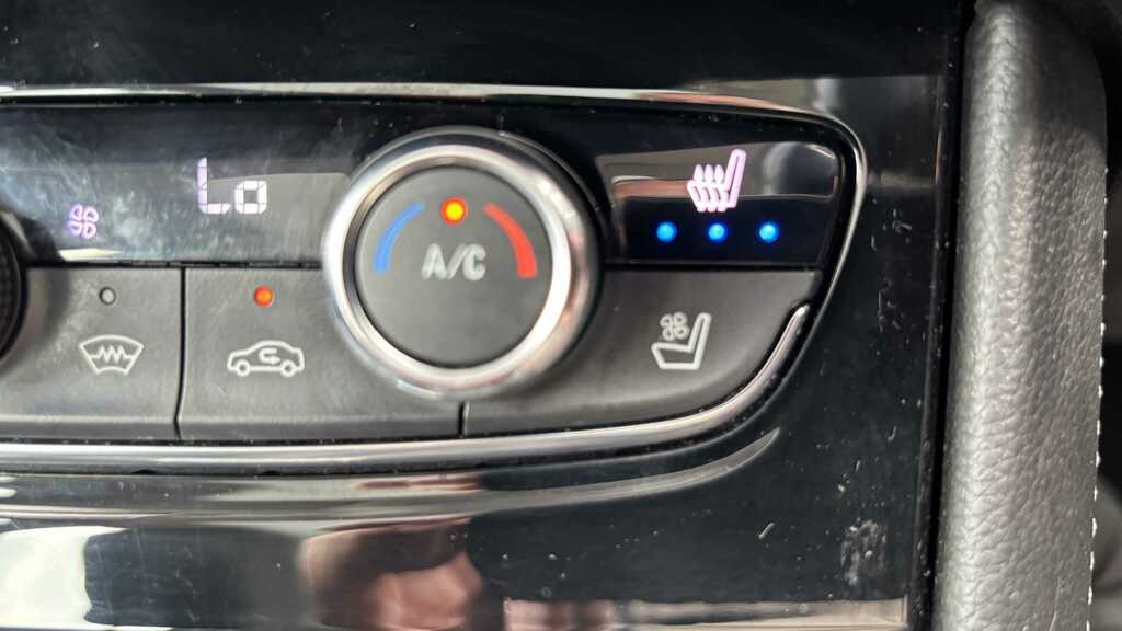 Vauxhall Grandland X Sri Nav Red #19