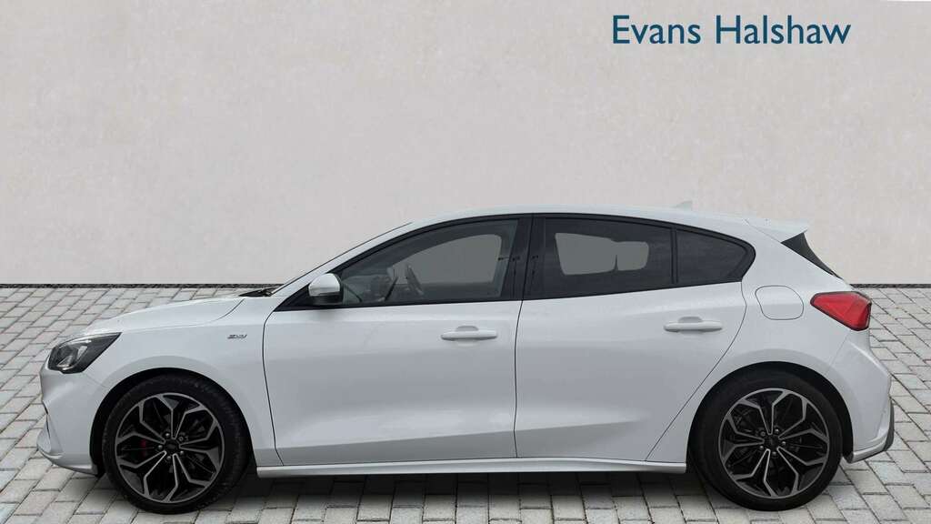 Ford Focus 1.0 Ecoboost 125 St-line X 2020 White #4