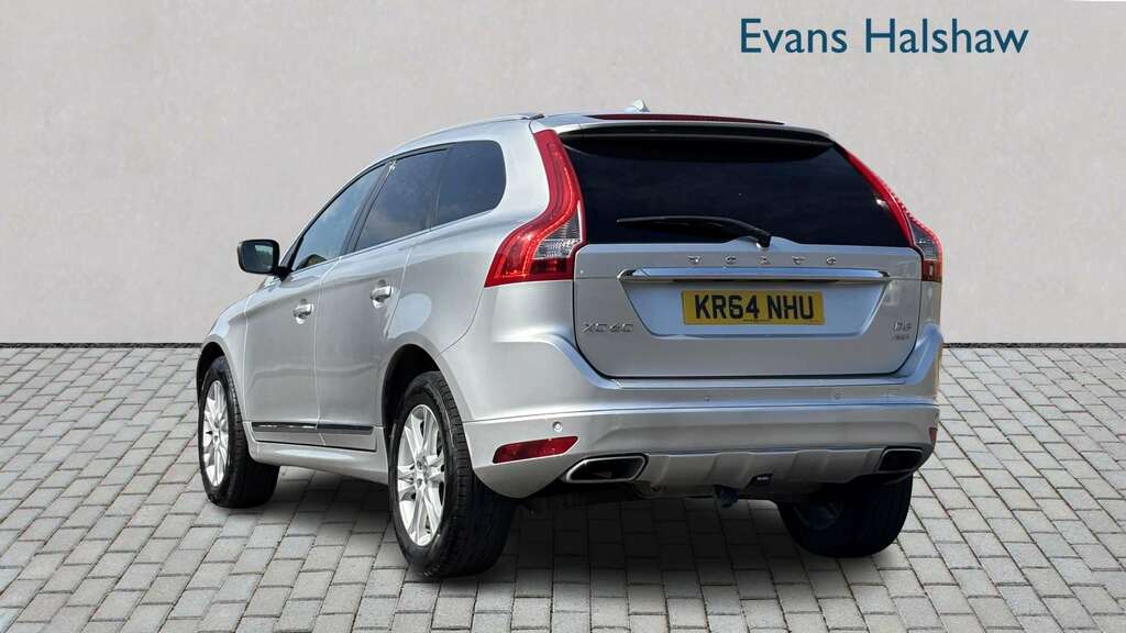 Volvo XC60 D5 215 Se Lux Nav Awd Geartronic 2014 Silver #2