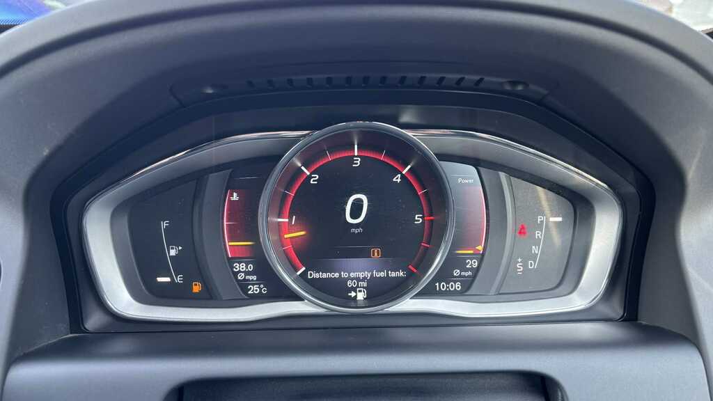 Volvo XC60 Suv 2.0 D4 R-design Euro 6 Ss 201414 White #13