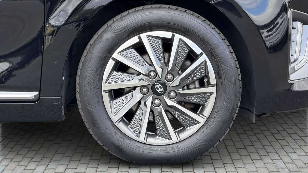 Hyundai Ioniq 73Kwh Ultimate Black #7