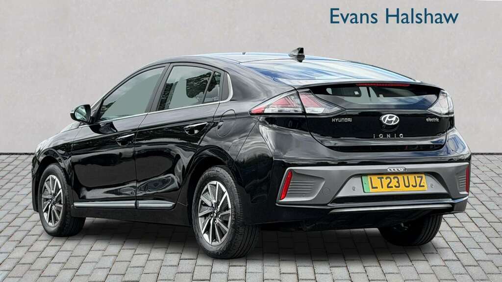 Hyundai Ioniq 73Kwh Ultimate Black #2