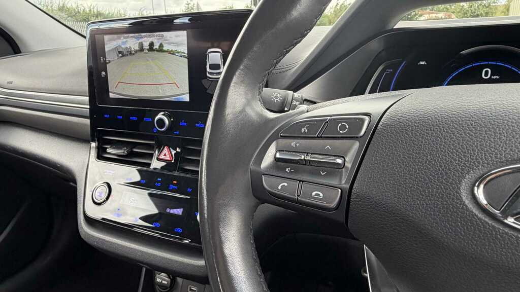 Hyundai Ioniq 73Kwh Ultimate Black #19