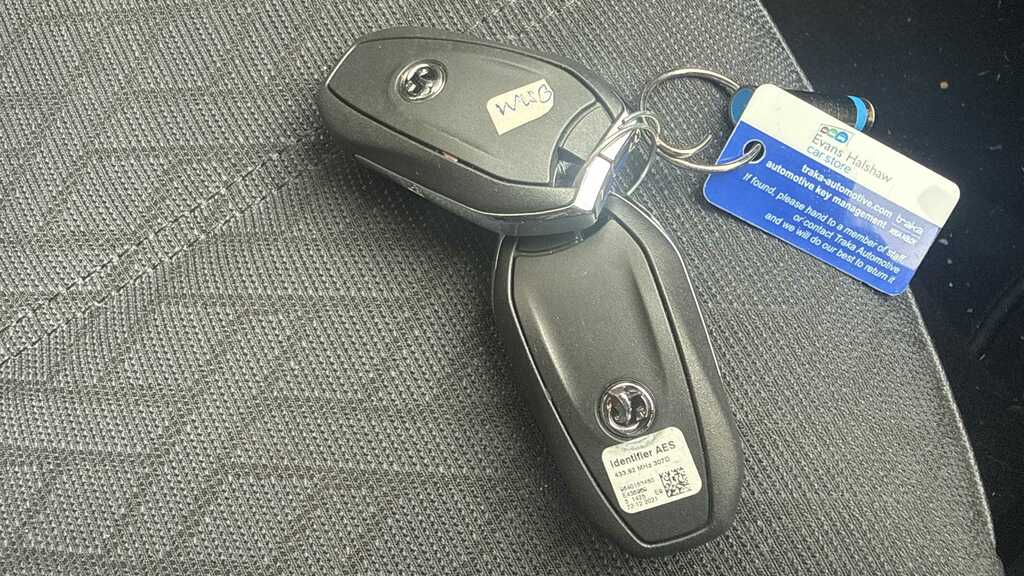 Vauxhall Corsa-e 100Kw Se Premium 50Kwh 11Kwch 2022 White #19