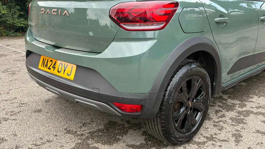 Dacia Sandero Stepway New Sandero Stepway Essential 1.0 Tce 100 Bi-fuel White #16