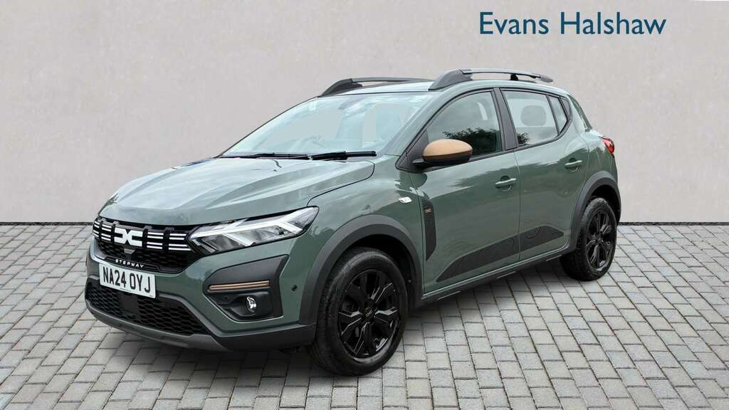 Dacia Sandero Stepway 1.0 Tce Extreme 2024 Green #3