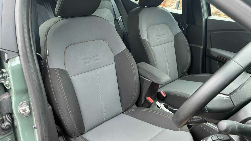 Dacia Sandero Stepway New Sandero Stepway Essential 1.0 Tce 100 Bi-fuel White #25