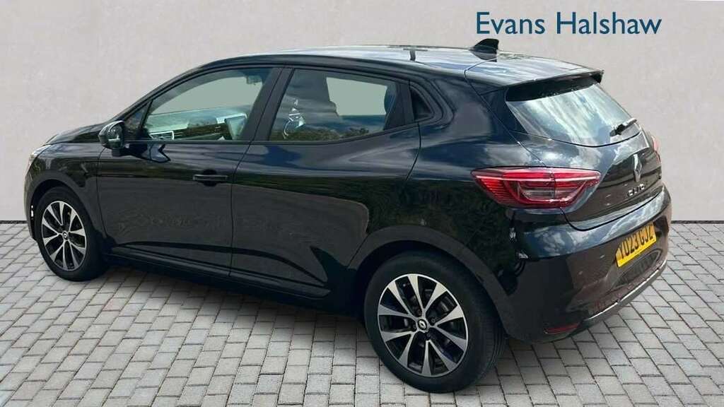 Renault Clio 1.6 E-tech Full Hybrid 145 Evolution 2023 Black #2