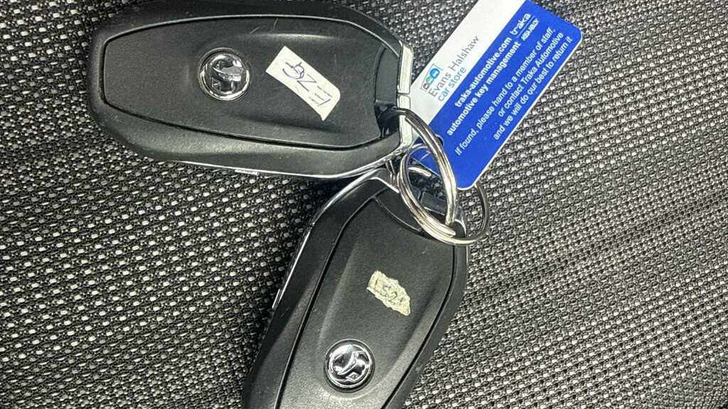 Vauxhall Combo Life 1.5 Turbo D Se XL 7 Seat Black #20