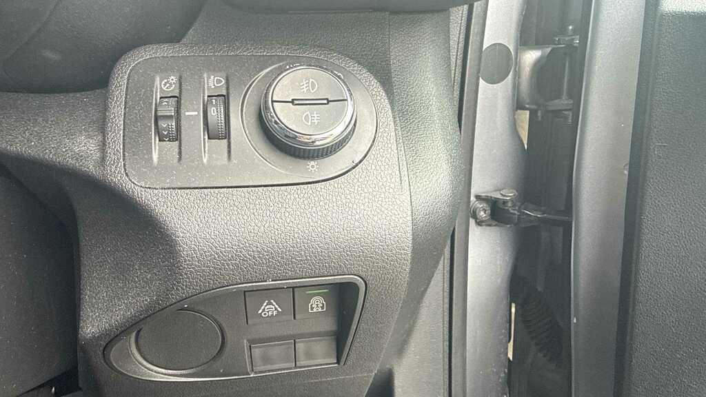 Vauxhall Combo Life 1.5 Turbo D Se XL 7 Seat Black #19