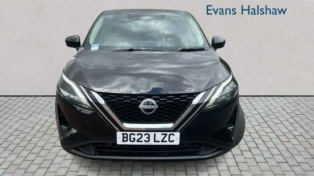 Nissan Qashqai 1.3 Dig-t Mh N-connecta 2023 Black #4