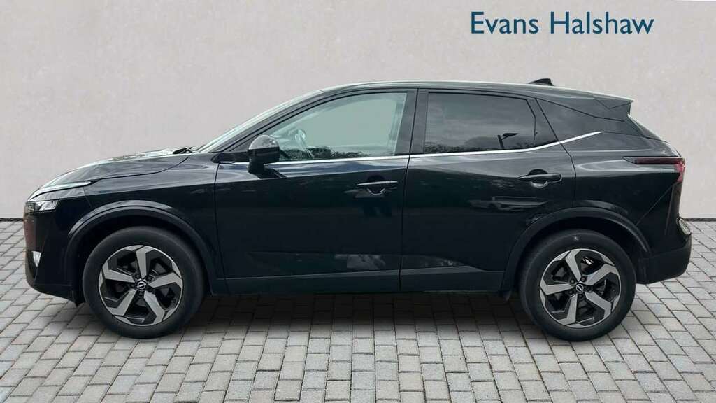 Nissan Qashqai 1.3 Dig-t Mh N-connecta 2023 Black #3