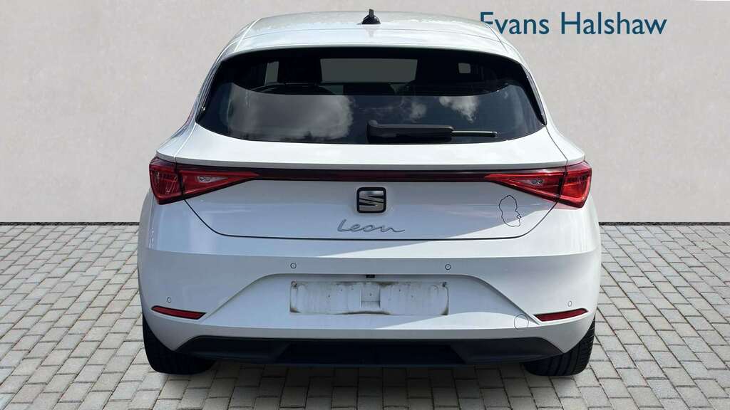 Seat Leon 1.0 Tsi Evo Se Dynamic 2024 White #5