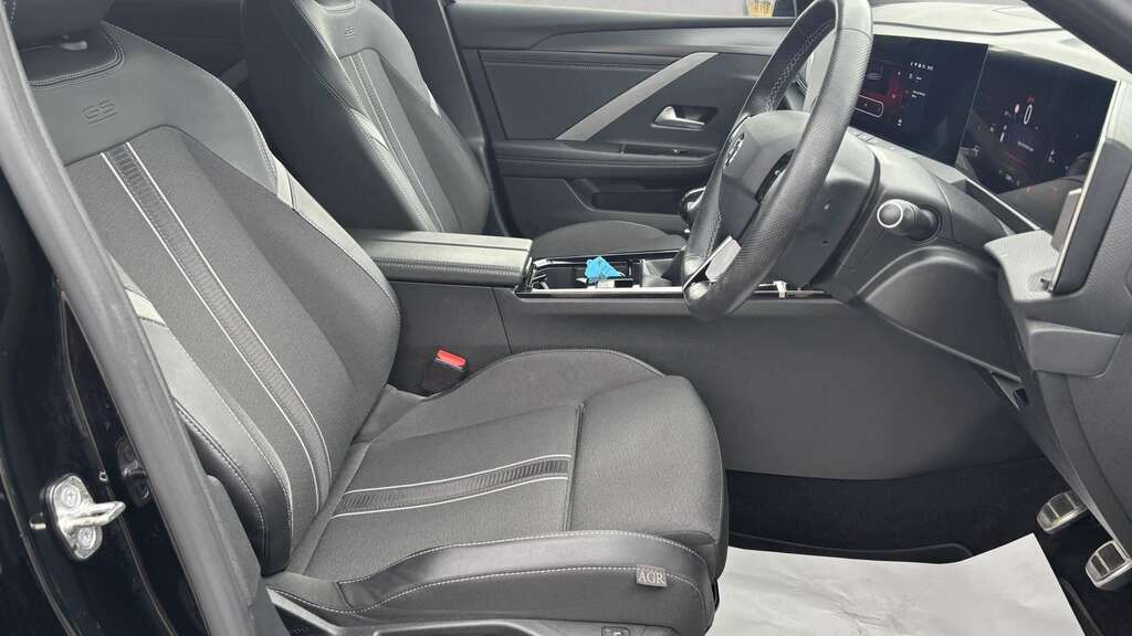 Vauxhall Astra 1.2 Turbo 130 Gs 2023 Black #3