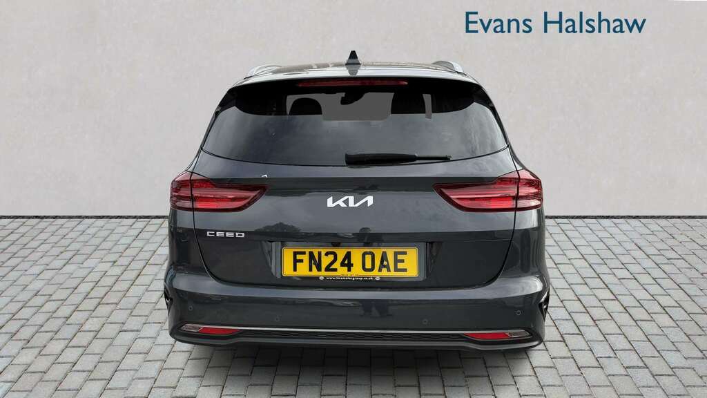 Kia Ceed 1.5T Gdi Isg 3 2024 Grey #3
