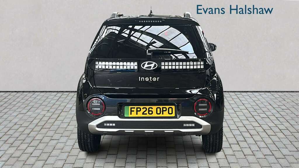 Hyundai Inster 85Kw 02 49Kwh 2026 Black #5