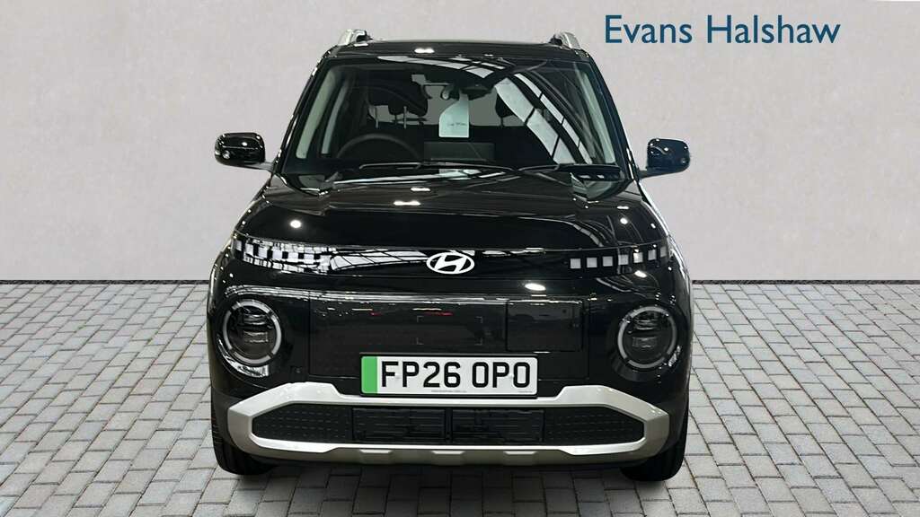 Hyundai Inster 85Kw 02 49Kwh 2026 Black #4