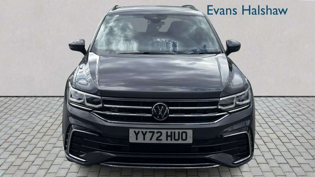 Volkswagen Tiguan Elegance Black #4