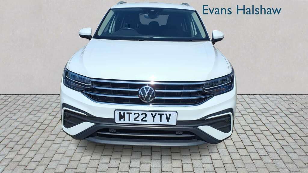 Volkswagen Tiguan Allspace 1.5 Tsi Life Dsg 2022 White #4