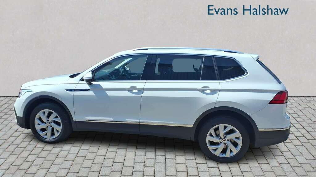 Volkswagen Tiguan Allspace 1.5 Tsi Life Dsg 2022 White #3