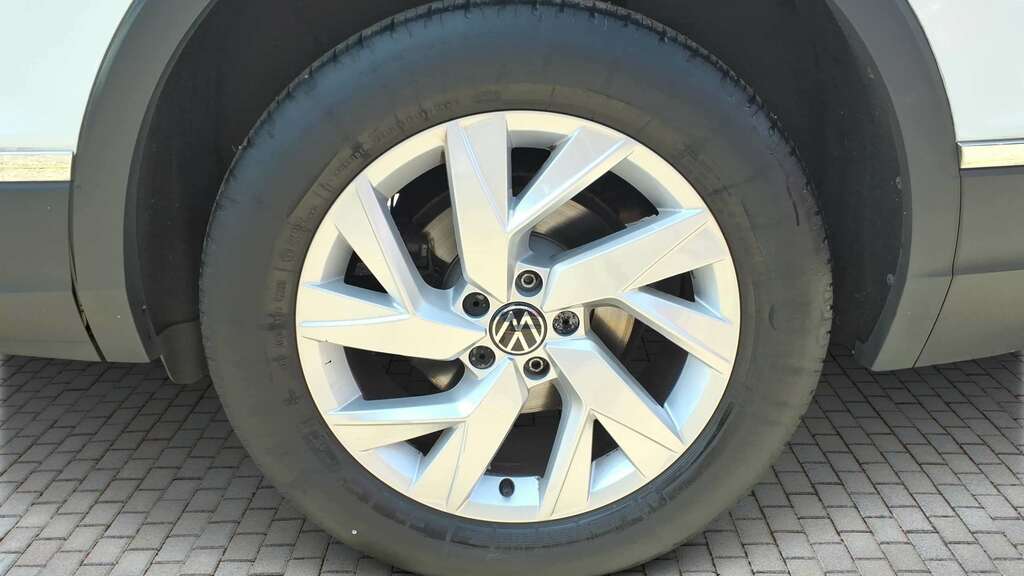 Volkswagen Tiguan Allspace 1.5 Tsi Life Dsg 2022 White #6