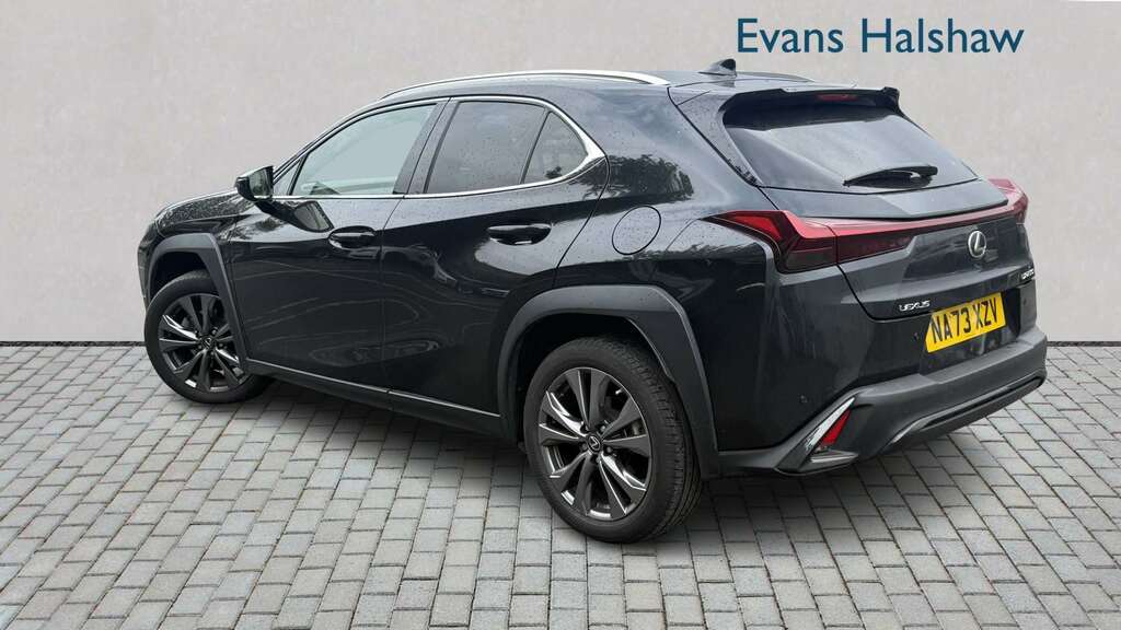 Lexus UX 250H 2.0 F-sport Design Cvt 2023 Black #2