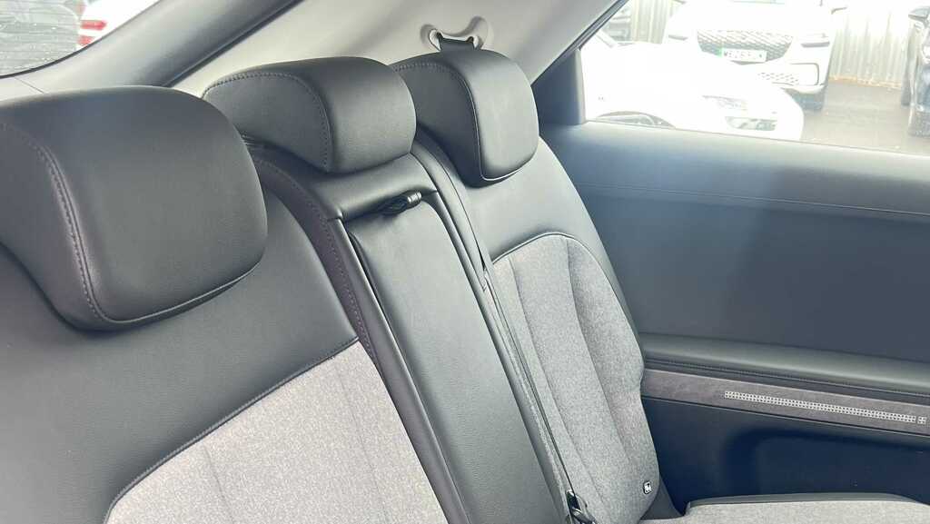 Hyundai Ioniq 5 Ultimate Black #9