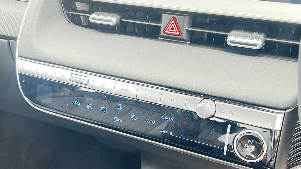 Hyundai Ioniq 5 Ultimate Black #18