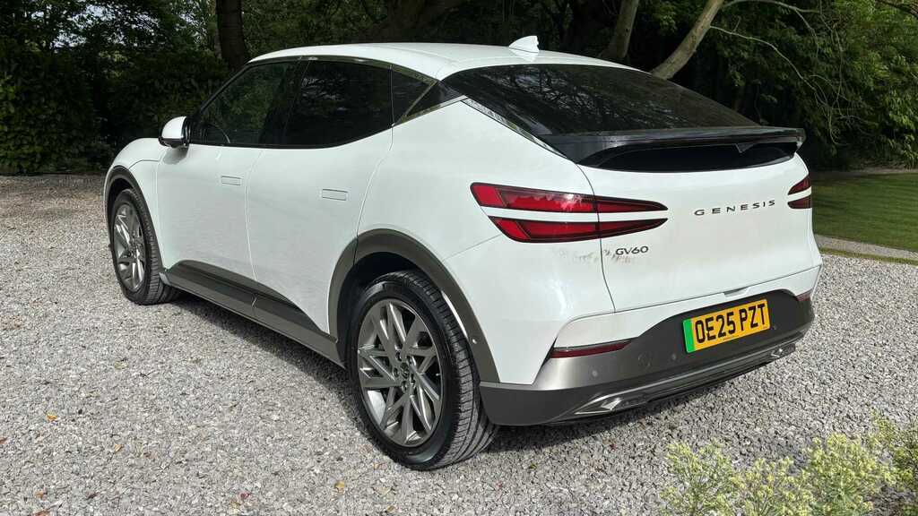 Genesis GV60 234Kw Sport 77.4Kwh Awd Comfortinnov 2 White #2