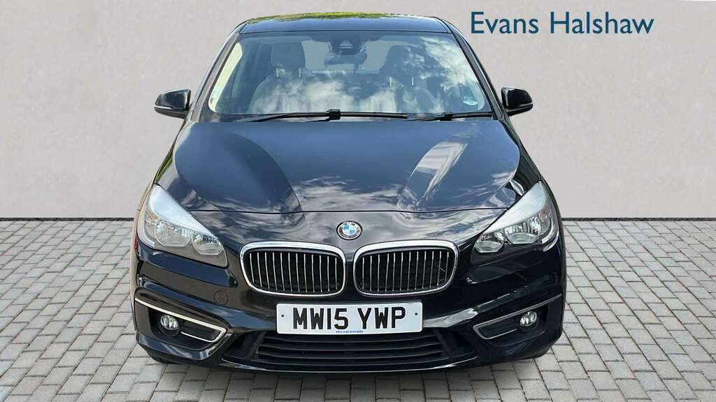 BMW 2 Series 218D Luxury Step 2015 Black #4