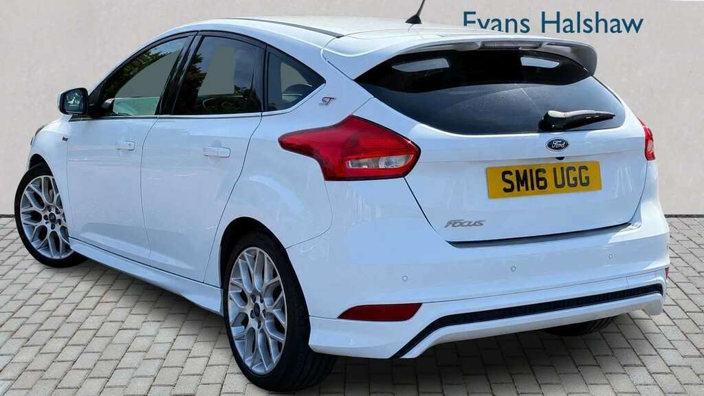 Ford Focus 1.0T Ecoboost Titanium X Estate Eu Red #2