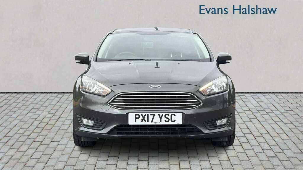 Ford Focus 1.0 Ecoboost 125 St-line 2017 ND17YUV Grey #4