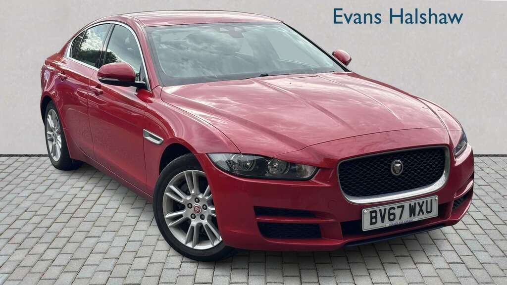 Jaguar XE 2.0D 180 Prestige 2017 Red