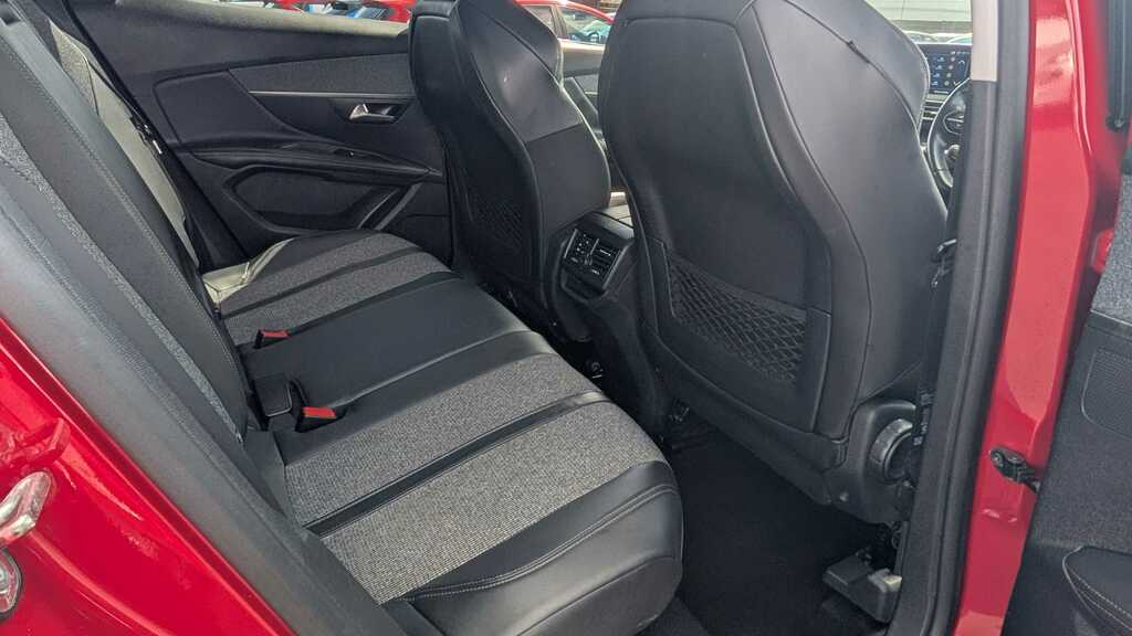 Peugeot 3008 Allure Red #9
